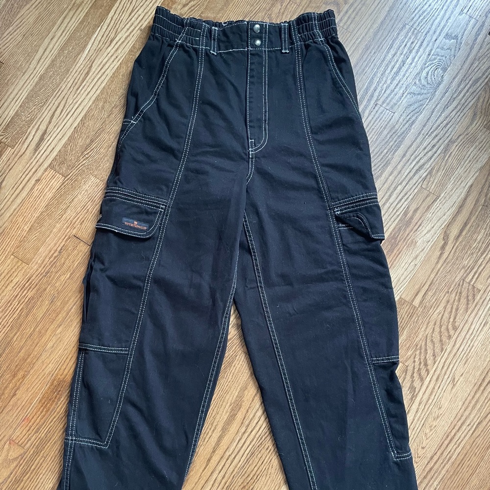 Urban Outfitters BDG Black Relaxed Skate Jean with contrast stitching size 29